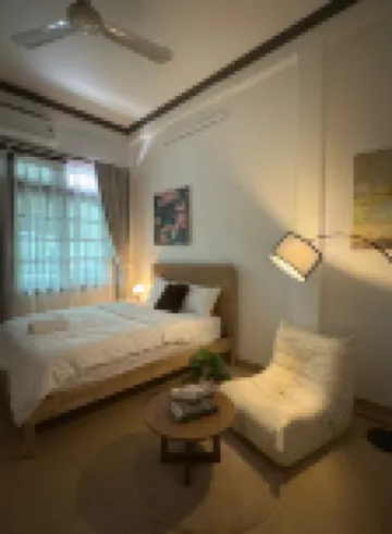Zen Home Hotels near Binh Thanh