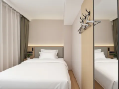 曼居酒店 Hotels in Luoning County
