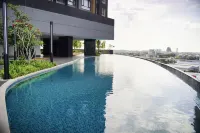 Wyndham Grand I-City - Infinity Pools