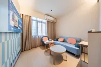 HanTing Hotel (Shanghai Hongqiao Airport Beizhai Road Xindian) Hotels in Shanghai