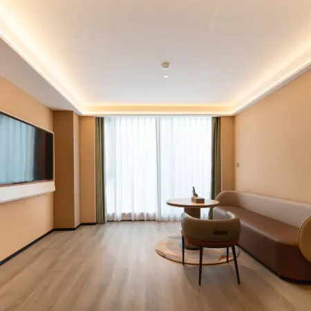 Leston Hotel