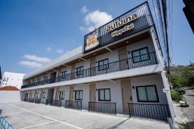 ฮิปโปเทล เขารัง ภูเก็ตทาวน์