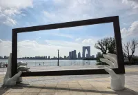 Phoenix International Serviced Apartment