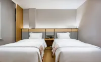 Yuanmanzhenbao Hotel