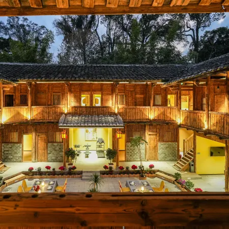 Huaxi Pusu (Yongding Tulou Store)