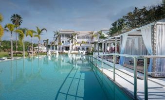 Lanna Inthan Hotel & Resort