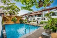 Huaxiang Siji Manyang Private Hot‑Spring Hotel (Kunming, Guandu Ancient Town & Yunnan Prov. Museum) - Kolam Renang Peribadi