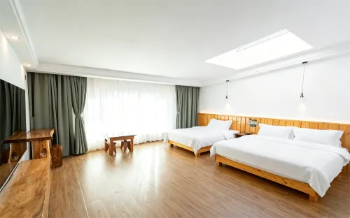Courtyard 1 Hotel
