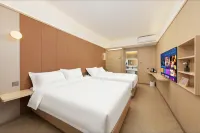 Orange Hotel