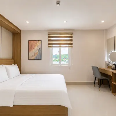 Huynh Tram Hotel ホン・トム周辺のホテル