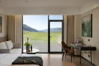 Surprise Hotel - balcony