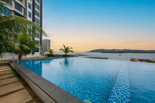 Jesselton Quay Premier Suites Kota Kinabalu - Beach