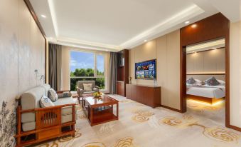 Dunhuang Huandong International Hotel
