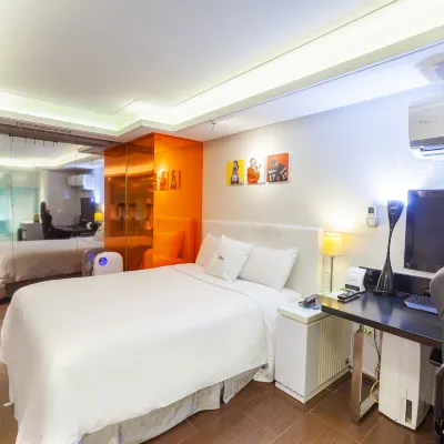 I Hotel 景福宮（ジーフーゴン）周辺のホテル