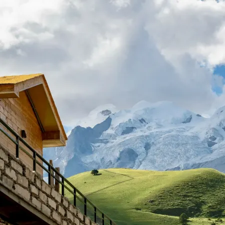Litang River Cloud Resort Hotel