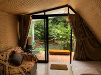 LuxCamp Pangalengan by Horison - Morgenmad