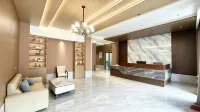 Yazhuo Hotel - غرفة مطلة على الجبل