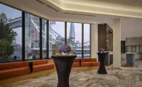 The Tower Hotel, by Thistle - ที่มีที่จอดรถ