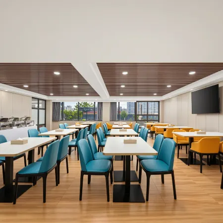 Fortune Smooth HOTELS( Heyuan Wanda Plaza)