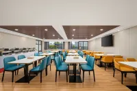 Fortune Smooth HOTELS( Heyuan Wanda Plaza) - parking