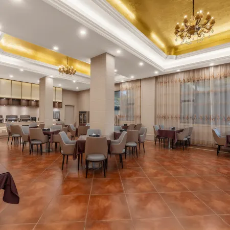 Vienna International Hotel (Puning International Commodity City)