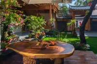 Shaxi Qingsongxia Courtyard - Pet friendly