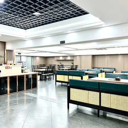 Carston Hotel