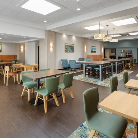 Hampton Inn Seattle/Everett Downtown Hotels in Everett
