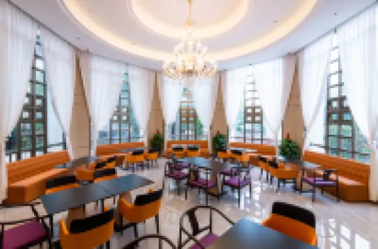 Vienna International Hotel (Yulin Yudong New Area Branch)