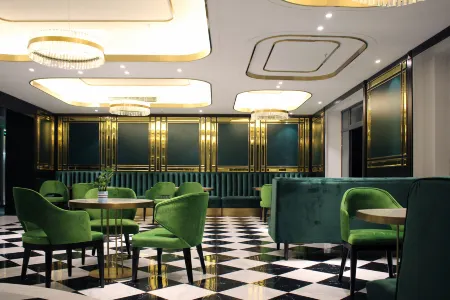 baihuayi Art Hotel (Wanda store of Chengdu Shuangliu Airport) Отели рядом с достопримечательностью «Seaside City»