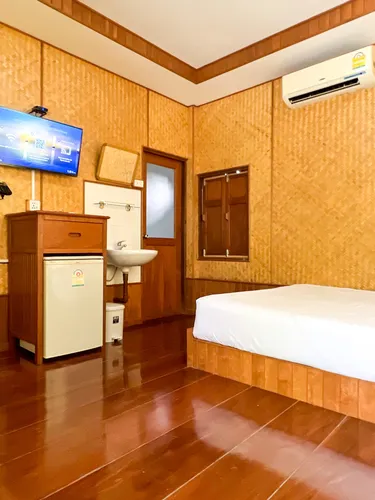 รูปภาพของโรงแรมบ้านศิริพร รีสอร์ท ที่พัก อัมพวา ริมน้ำ แม่กลอง | Baan Siriporn Resort