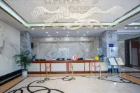 Century Pinyuan Hotel (Wal Mart store of the municipal government)