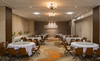 WYNDHAM GARDEN JAOZUO WEST HIGH-SPEED RAILWAY STATION