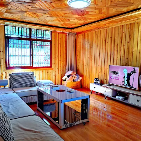 Three Mountains Homestay