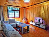 Three Mountains Homestay