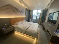 Menglian Yingshan Hong Intelligent Hotel - Pet friendly