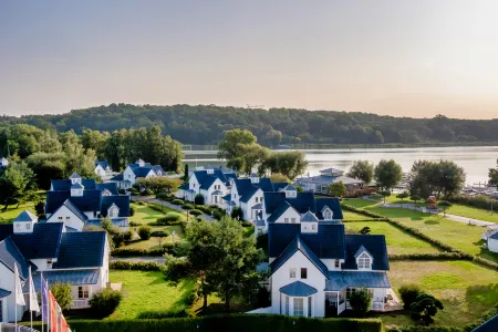 Precise Resort Schwielowsee Отели в г. Борквальде