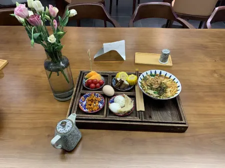 Lucy Hotel  (Chongzhou Government Central Plaza)