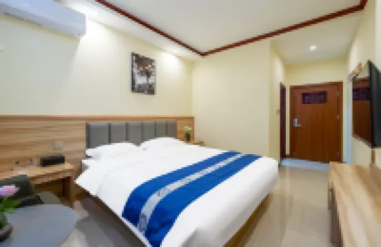 Qinjing Hotel (Xi'an Terracotta Warriors and Horses Scenic Area) Hotels near Hongmen Banquet Ruins