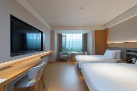 JI Hotel (Jiujiang Lushan High-Speed Railway Station)