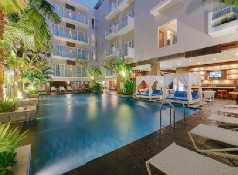 Grand Ixora Kuta Resort