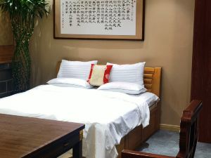 Tongqing Homestay