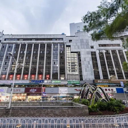 Meiyue Hotel Отели рядом с достопримечательностью «Конгресс-центр Kunming Hall»