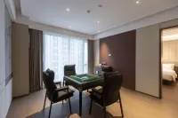 Maison New Century Hotel Hangzhou Bay (in Geely Giehow Plaza)