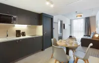 Appart Hotel Odalys City Toulouse Blagnac Aéroport - parking