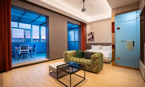 Beitun Hongjingtian Hotel