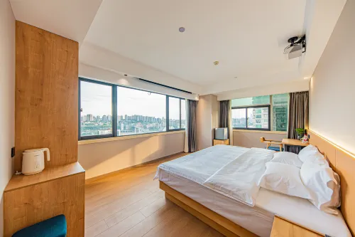 Shanxiao Hotel (Chongqing Lianglukou Children's Hospital)