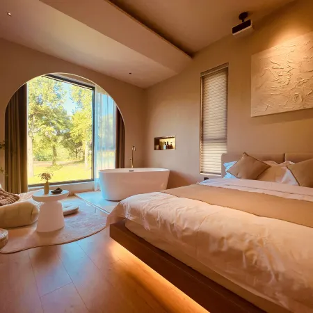 Xiaoqingzhou Homestay (Dongjianghu Scenic Area)