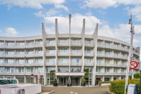 Clarion Paris CDG Airport