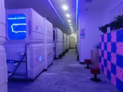 Hangxing Transfer Station (Xi'an Xianyang International Airport T3 Store)